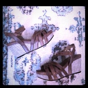 Antelope Wedge Sandals